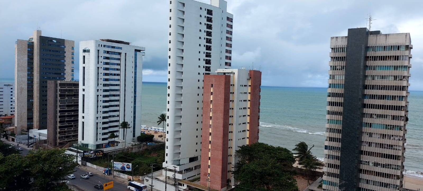 #172 - Apartamento para Venda em Jaboatão dos Guararapes - PE